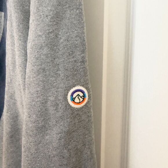 Men Patagonia Logo Graphic Print Relaxed Fit Hoodie in Medium Gray Size Large - Picture 3 of 8